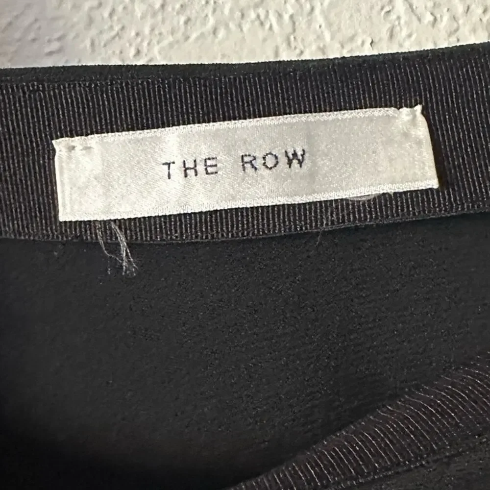 The Row Mara Stretch Crepe Skirt Black size US 2 Viscose blend Pockets Authentic